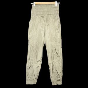 Free People Movement The Way Home Jogger Pull On Pants Size S High Rise Olive